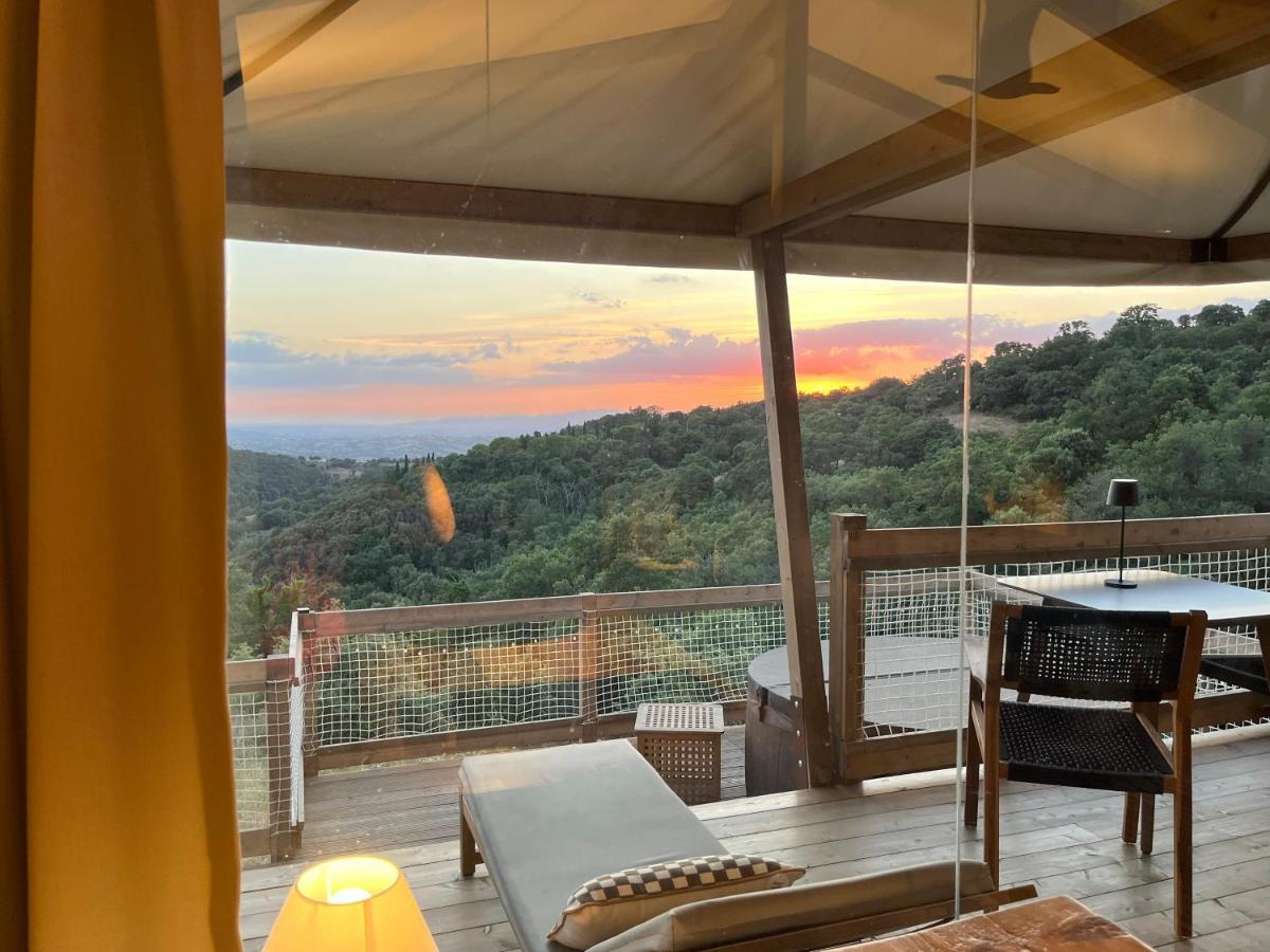 Glamping - Il Giardino Di San Giorgio "Armida" Hotel Montorgiali Bagian luar foto